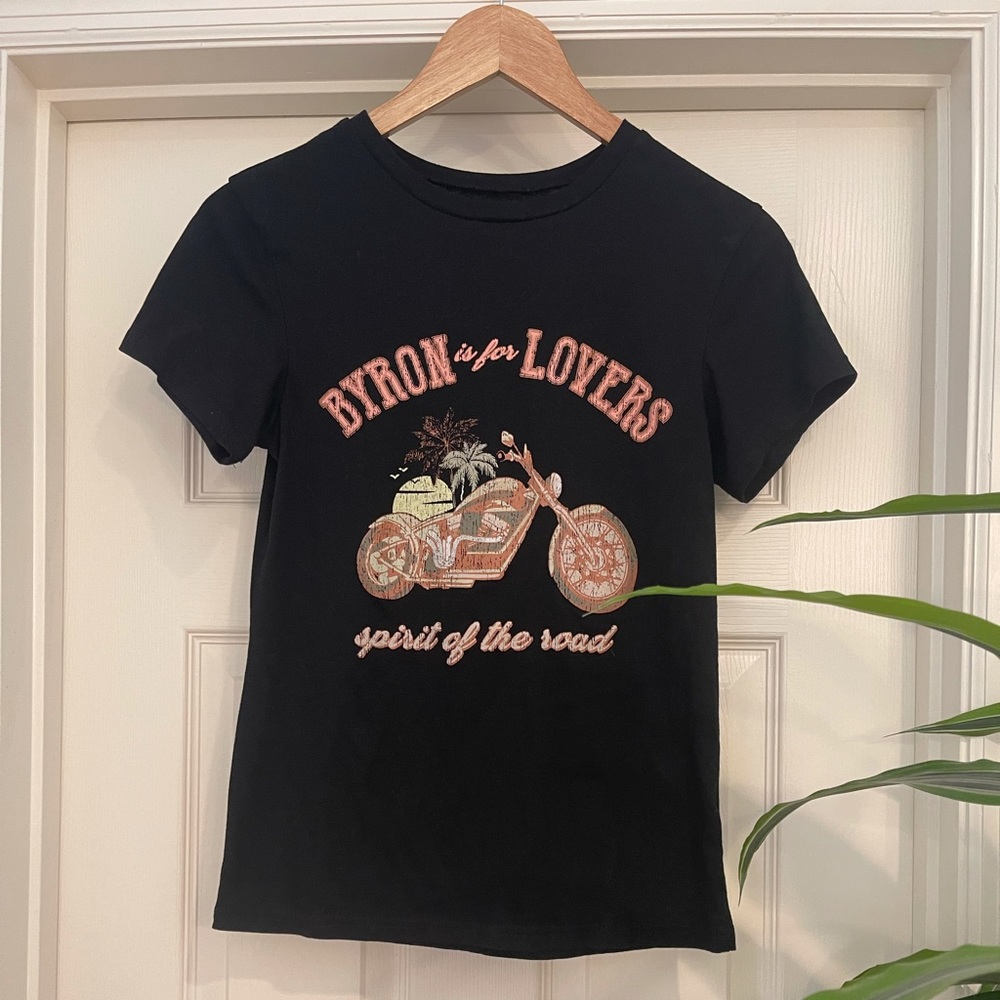 Lin Jia & Shop Collective Byron Bay T-Shirt XS